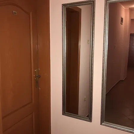 Arkadia מלון פרימורסקו