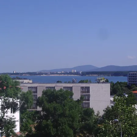 Arkadia Хотел 2*