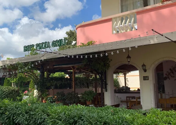 Arkadia Ξενοδοχείο 2*