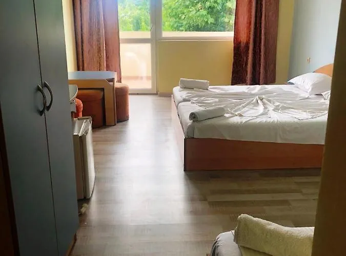 Arkadia 2* Πριμόρσκο